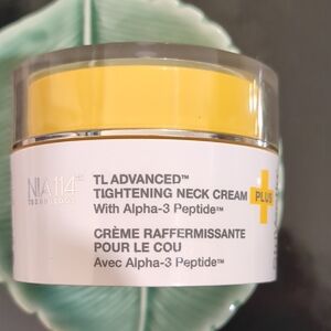 Tightening Neck Cream